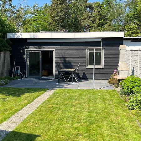 Rustig Gelegen Recreatiewoning In Zeeland Apartment Bruinisse Ngoại thất bức ảnh